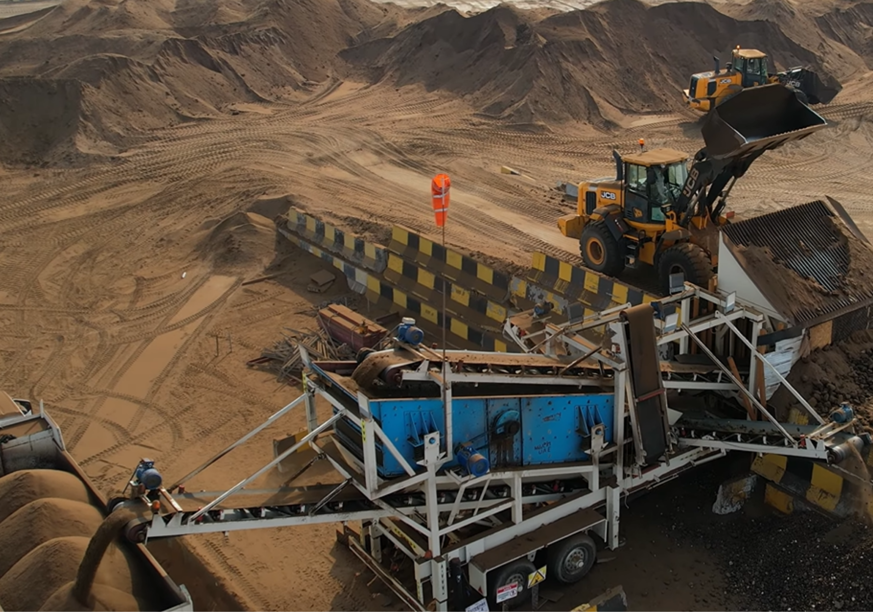 Mobile Double Deck Screening Unit – Sand Processing & Soil Remediation Image